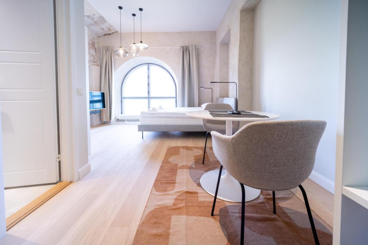 Baltic Accommodation - Urban Studio Apartment Tallinn Bagian luar foto